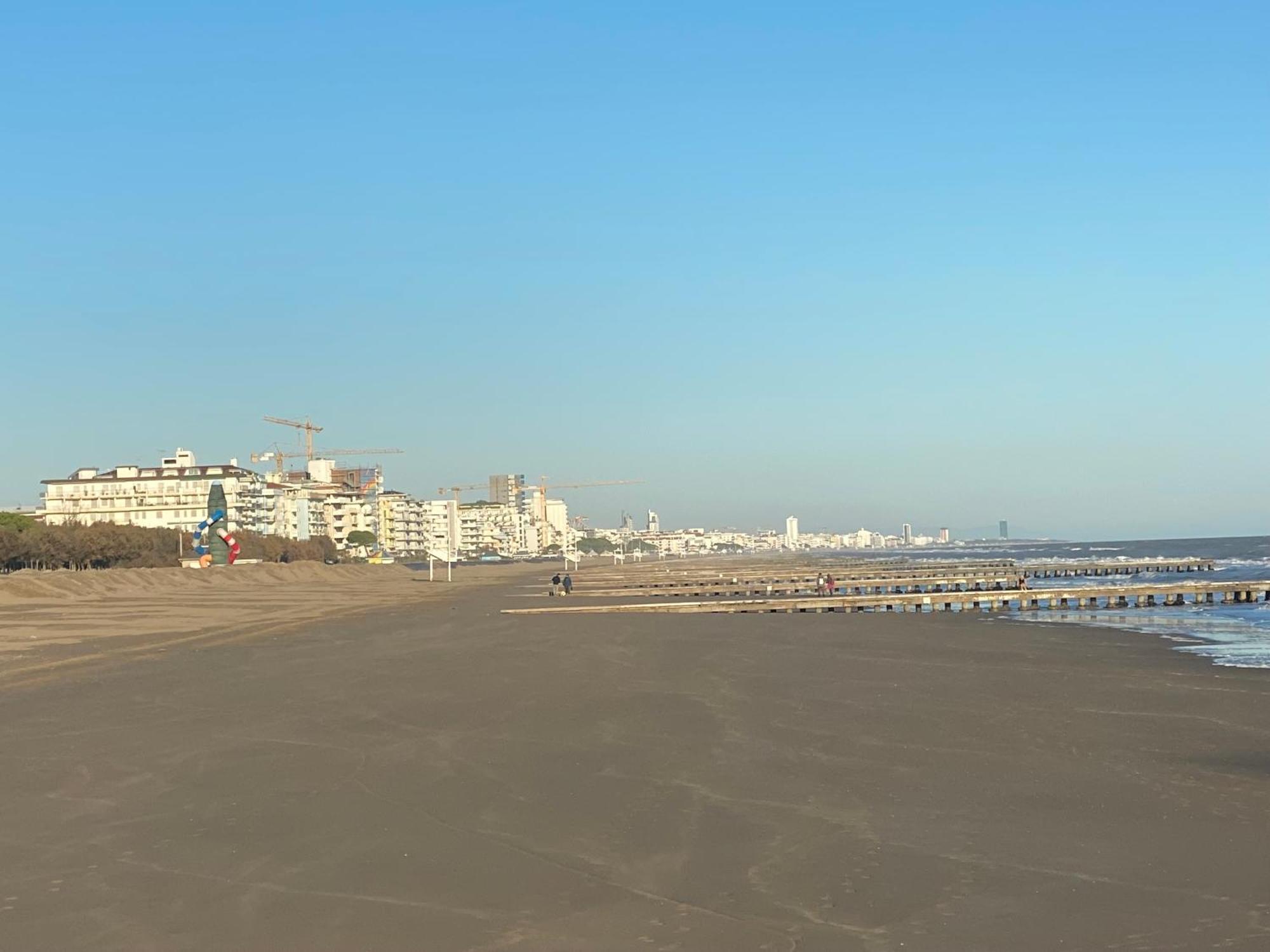Hotel Mazzini Lido di Jesolo Buitenkant foto