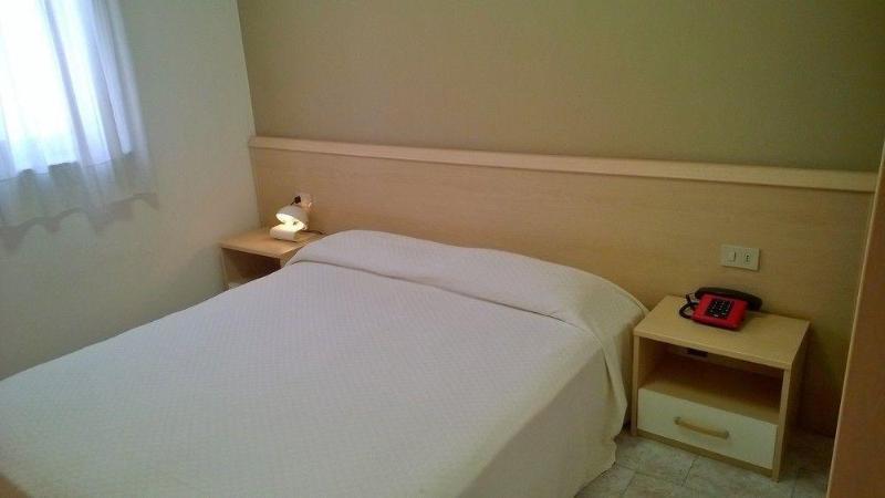 Hotel Mazzini Lido di Jesolo Buitenkant foto